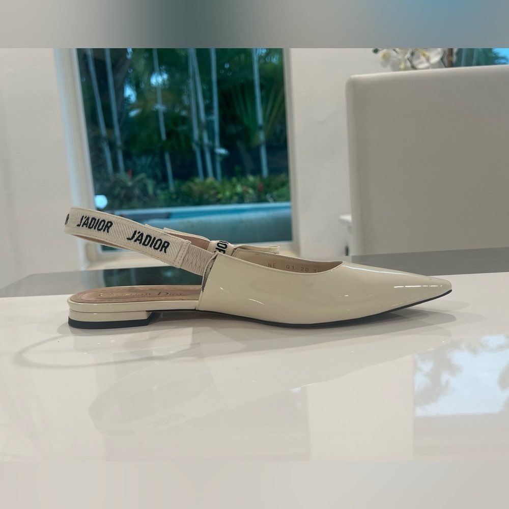 White dior flats - Picture 9 of 10